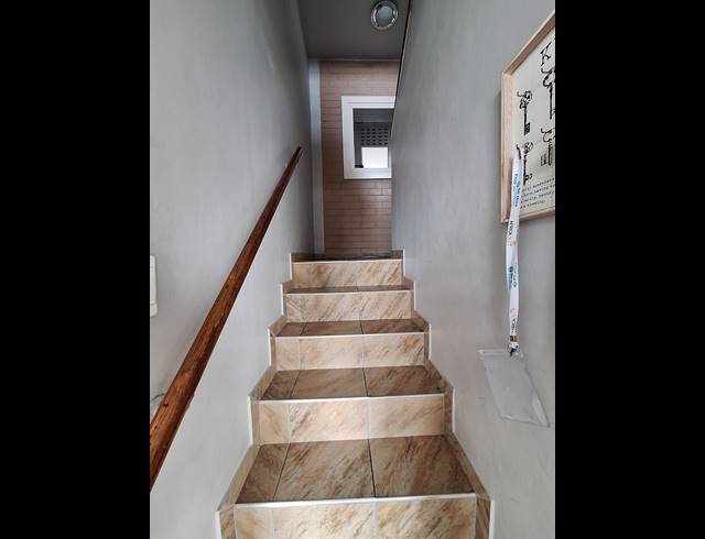 3 BEDROOM APARTMENT TO LET IN ESSENWOOD